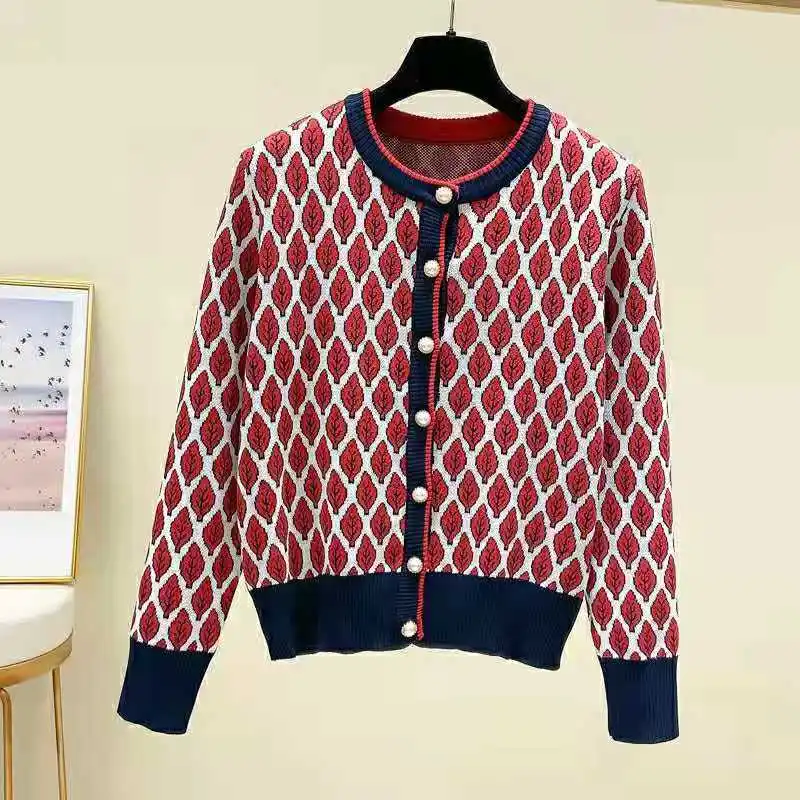 

Корейский модный жаккардовый вязаный женский кардиган, свитер, мягкий женский джемпер с вышивкой в виде листьев, осенне-зимняя Дамская курт...