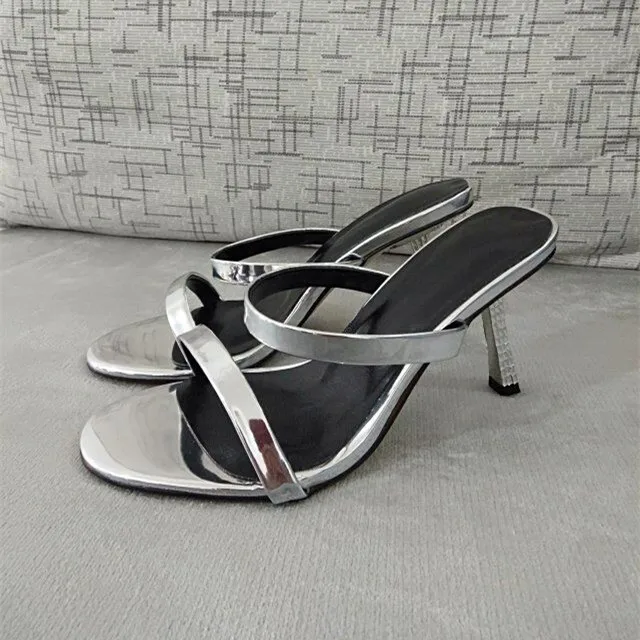 Silver patentleather Пикантные летние сандалии-гладиаторы с одним ремешком; женские Босоножки с открытым носком, украшенные стразами; женская обувь на тонком высоком каблуке - Цвет: Silver patentleather