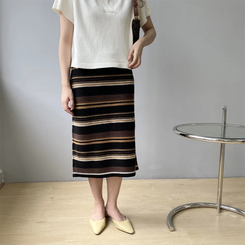 

Spring and Autumn Women's Casual Striped High Waist Knit Skirt