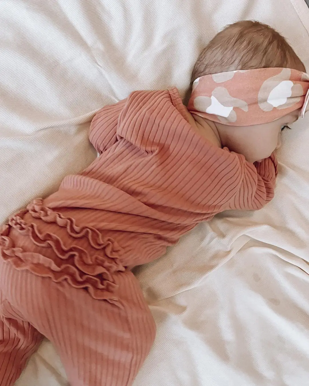 Комбинезон для новорожденных младенцев одежда сна с оборками однотонный Вязаный