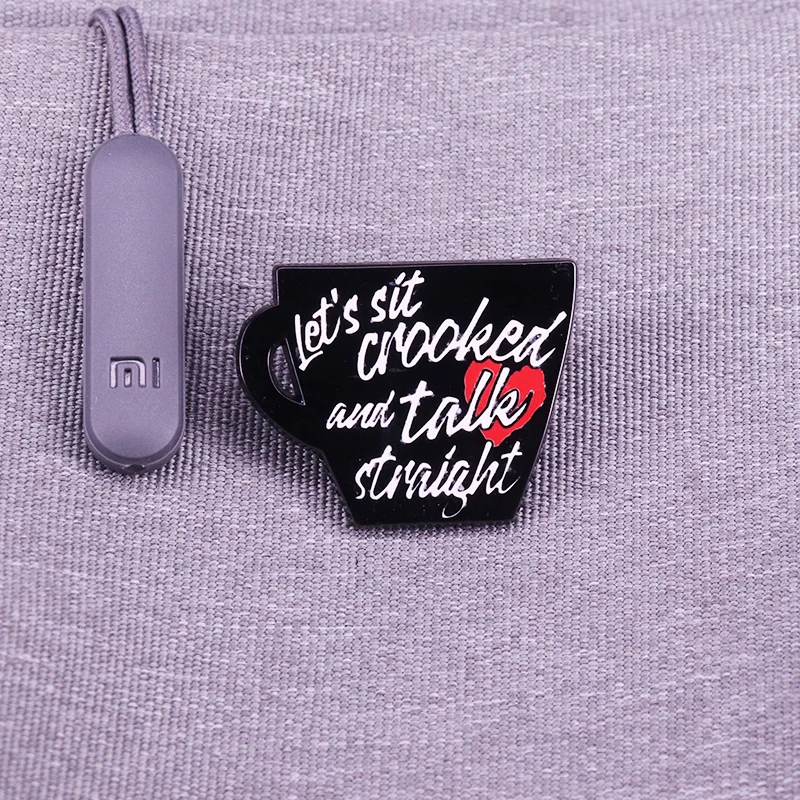 Мои любимые убийства Цитата брошь Тру крайм Подкаст murderino изюминку к тому же |