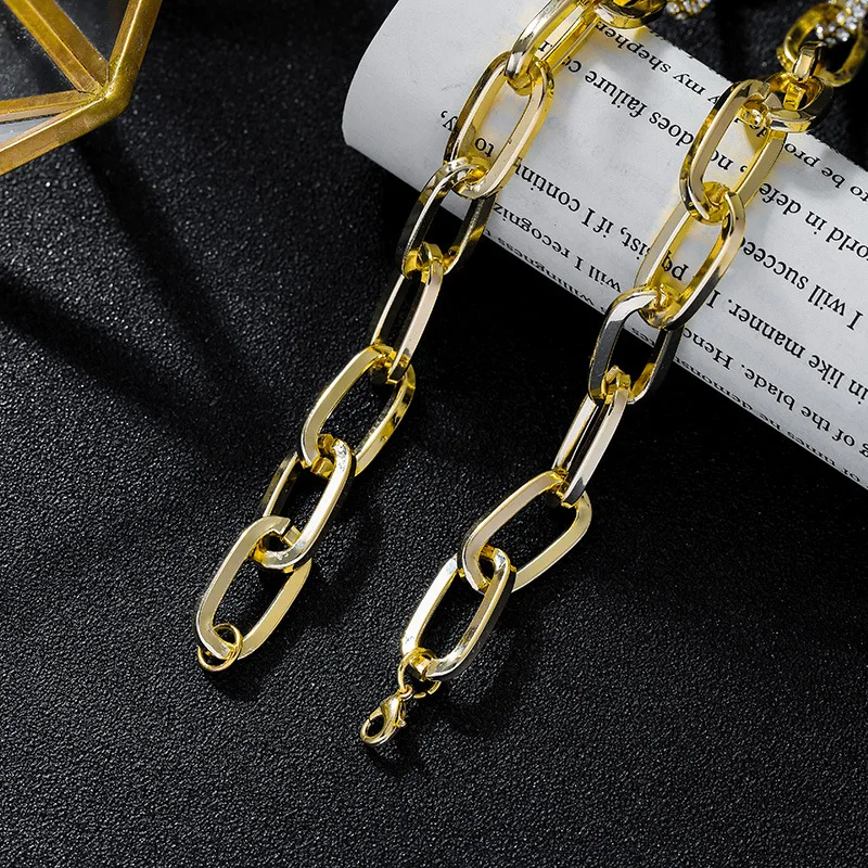 Punk Large Thick Chain Necklace For Women Inlaid With Rhinestones Choker Gift To Girlfriend Female Concise Fashion Jewelry Trend