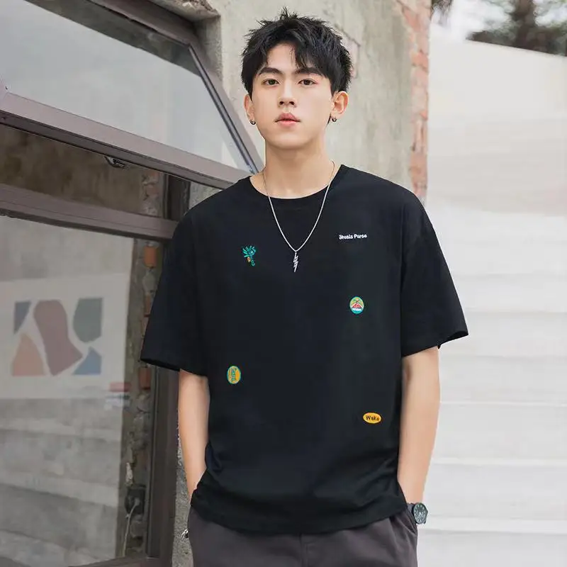 

2021 Summer Men Short Sleeve Cotton Tshirts New Fashion Embroidery Loose O-Neck Tees For Male Casual Streetwear Tops Boyfriend