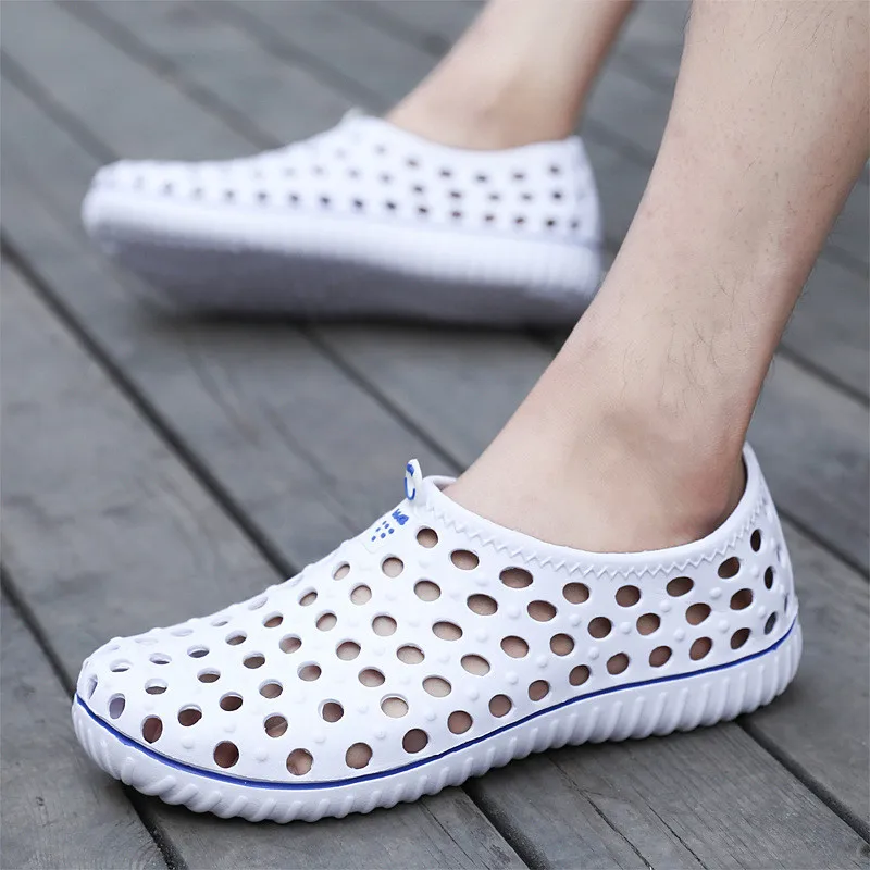

Beach Shoes Men 2021 New Comfortable and Versatile Beach Sandals Soft Sole Comfortable Lazy Set Feet Men's Sandals Hole Shoes Me