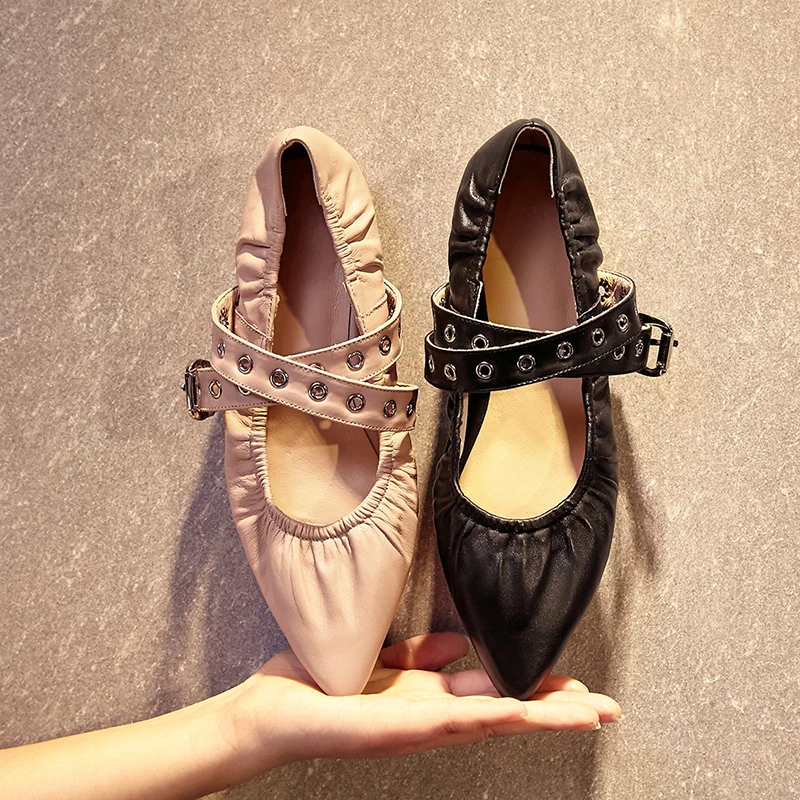 Балетки женские из натуральной кожи с ремешком на щиколотке мягкие удобные