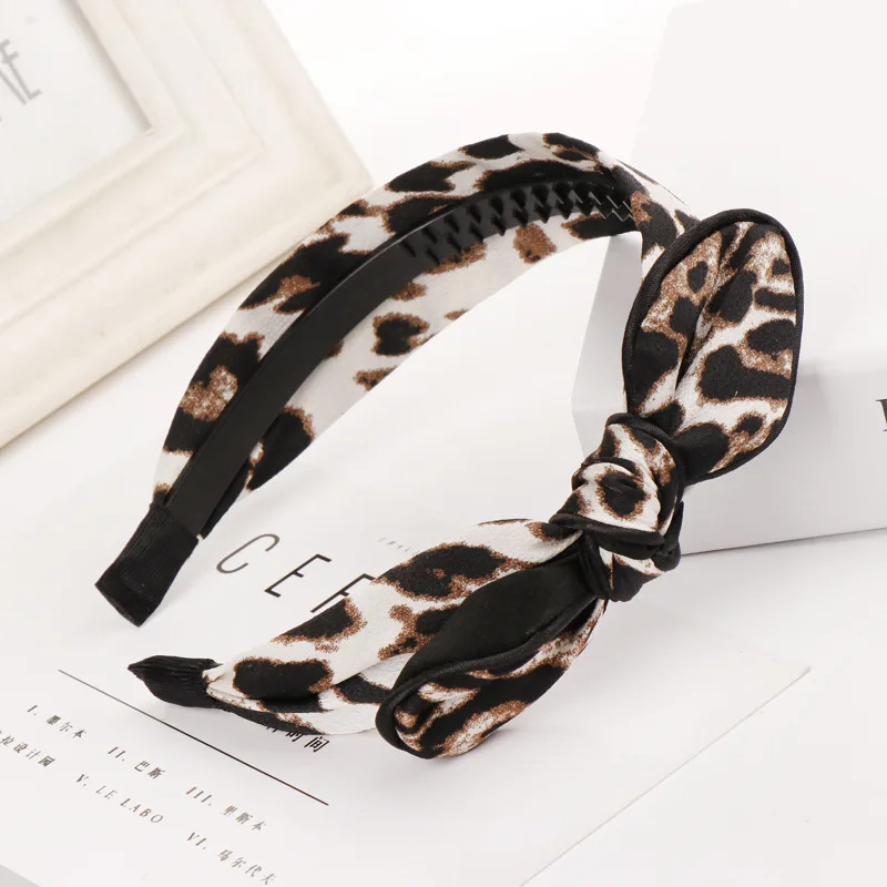 

New Fashion Velvet Leopard Knot Hairband Ladies ethnic Geometric Leopard Pattern Knotted Hair Accessories