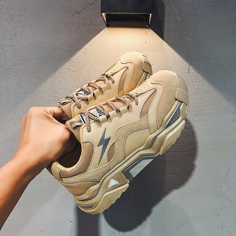 

2021 Spring New Men's Shoes Versatile Casual Shoes Men's Sports Shoes Student Shoes Luminous Shoes Flat Shoes