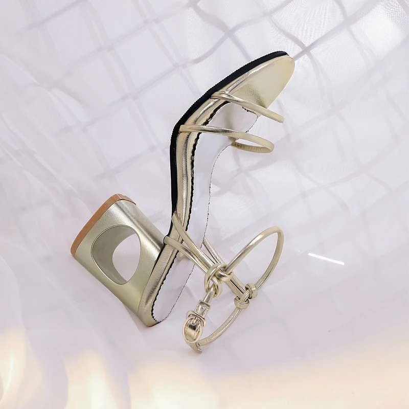 

2020 Ladies Summer High Heels Buckle Strap Gladiator Sandals Peep Toe Shoes Women Party comfortable mid-heel hollow thick heel