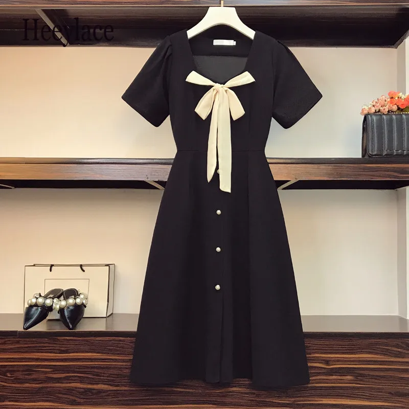 

Размера плюс летние платья для женщин с коротким рукавом, с воротником-стойкой и галстуком-бабочкой, с высокой талией, а-силуэт, однобортный,...