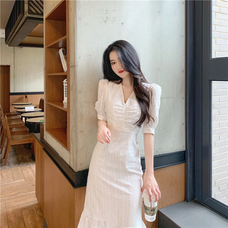 

White Dress Women's New 2021 Summer Bubble Sleeve Dress Elegant Slim V-neck Mid-Length Fishtail Skirt