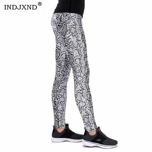 Женские леггинсы с высокой талией и змеиным принтом