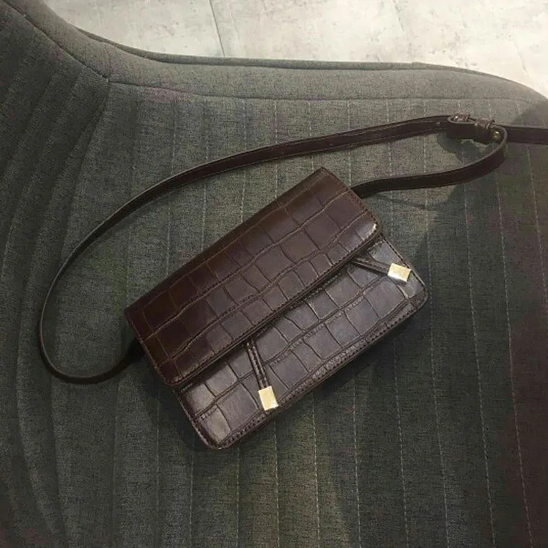 

Luxury Brand Women Messenger Bag Designer Vintage Crocodile Pattern Leather Chest Bag Female Belt Waist Pack Small Chic Handbags