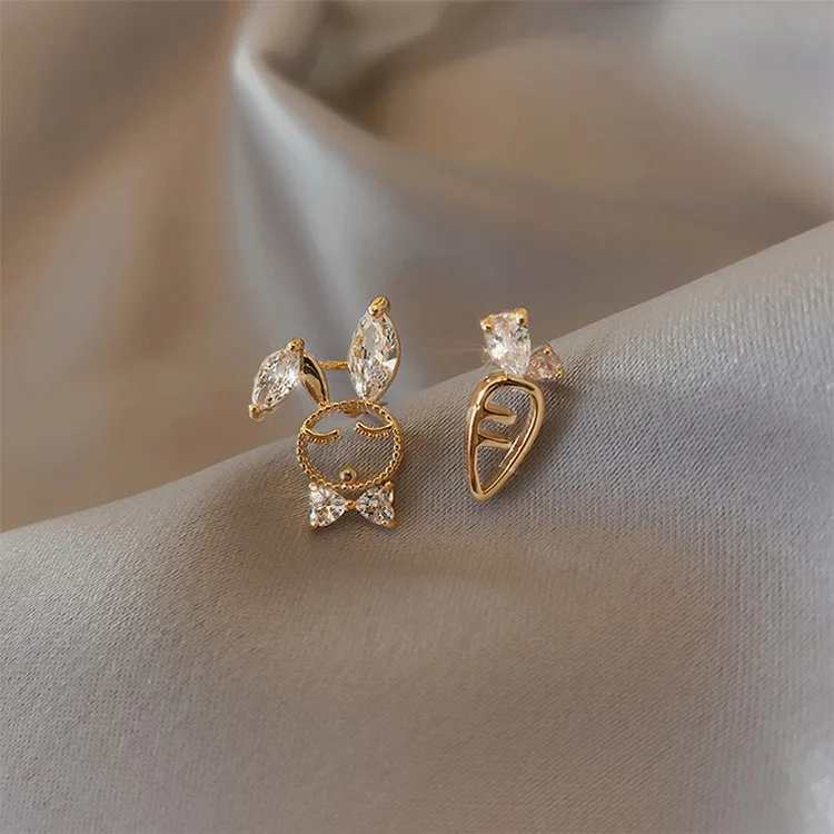 Серьги-гвоздики с кристаллами женские милые Мультяшные аниме серьги золотого