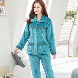 Комплект пижамный женский фланелевый из плотного кораллового бархата с длинным рукавом