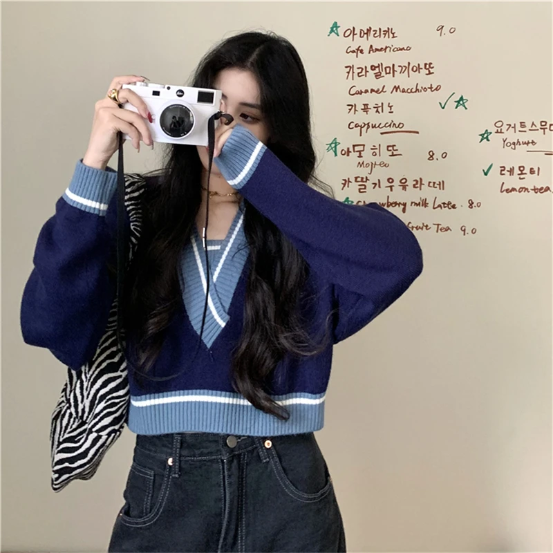 Женский трикотажный пуловер с V-образным вырезом и длинным рукавом | Женская