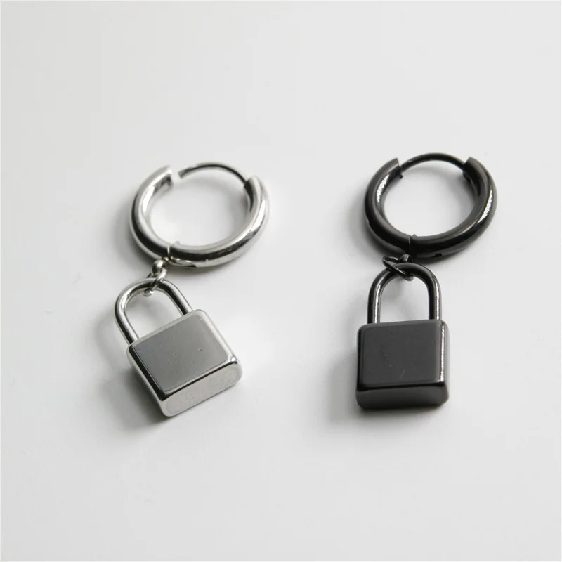 

Fashion Creative Metal Lock Earrings Pendant Punk Style Hip Hop Earrings Neutral Dark Department Jewelry Travel Souvenirs