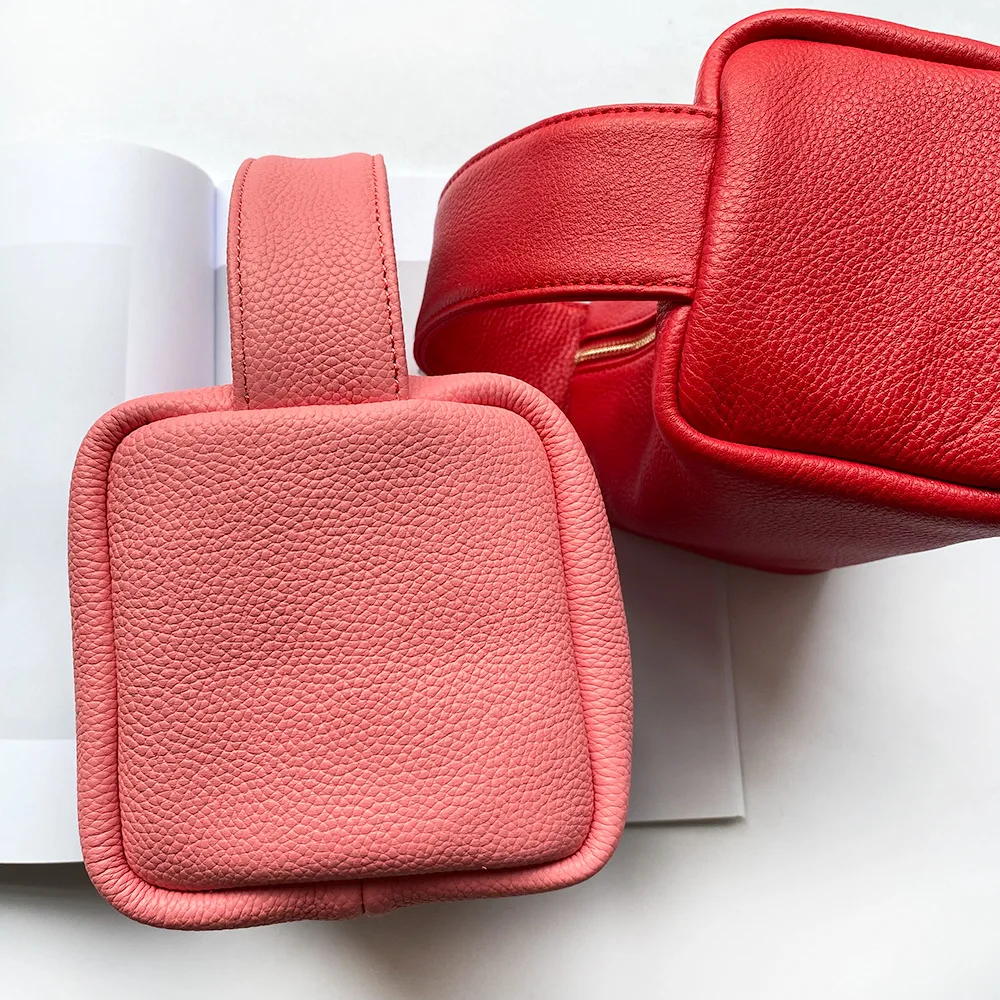 

2021 New Handbag Bag Exquisite Women Box Bag High Quality Leather Fashion Pillow Commuter Bag For Women