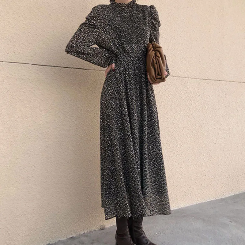 

2021 New Elegant Vintage Turtleneck Ruched Sleeve A-line Party Dress Women Floral Print Boho Long Dress Female Vestidos Femme