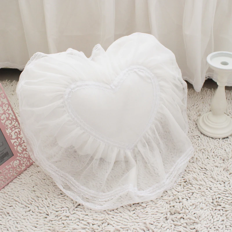 Top Sweet Heart shaped cushion wedding bed pillow princess lace ruffle coussin cushions girl sofa pillows 100% cotton fabric | Дом и сад