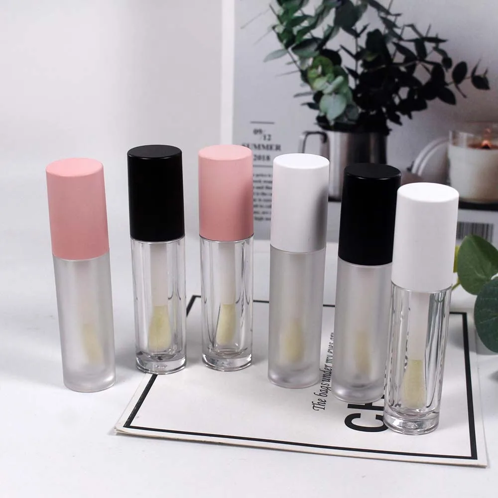 

New Hot Sale 5ml Big Wand Lip Gloss Tube Cosmetic Plastic Transparent Black White Matte Cap Lipgloss Packaging Container