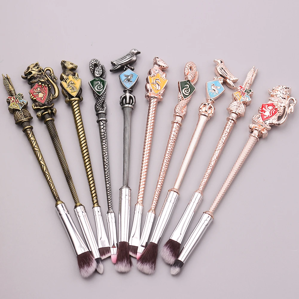 Movie Makeup Brushes Set Hogwarts Magic School Badge Enamel Animal Cosmetics Pro Eyeshadow Brush Eyebrow Lip Makeup Tool Kit
