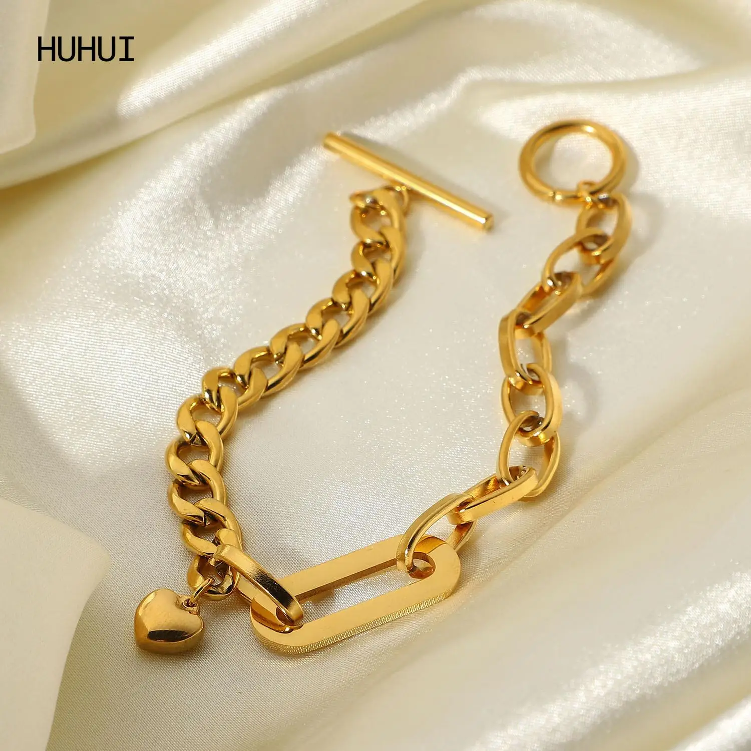 

HUHUI Stainless Steel Cuba Bracelet Oval Chain Oval Heart Pendant Ot Buckle 18K Gold Jewelry For Women Party Gift