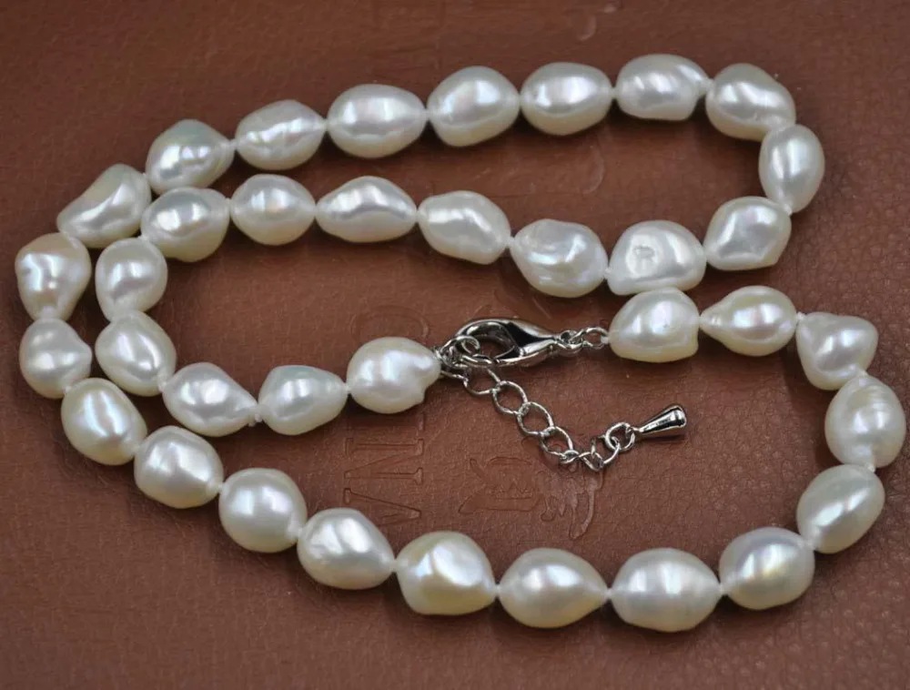 

genuine 9-10mm Baroque real cultured freshwater pearl necklace 18''