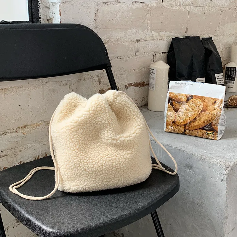 Милая женская сумка мешок в Корейском стиле зимняя новая Мягкая шерстяная