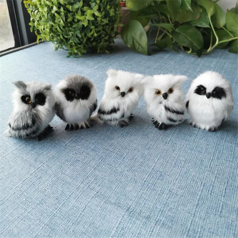 

Lovely Owl White Black Furry Christmas Bird Ornament Decoration Adornment Simulation For Home Decor Gift