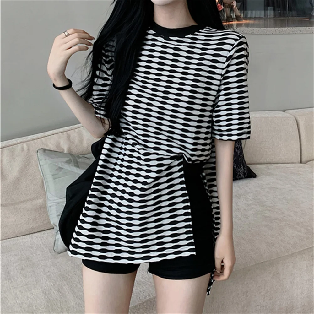 

Alien Kitty Summer Polka Dots Split Chic Loose-Fitting Femme All Match 2021 Casual Hot New Women Tops Short Sleeves T-Shirts