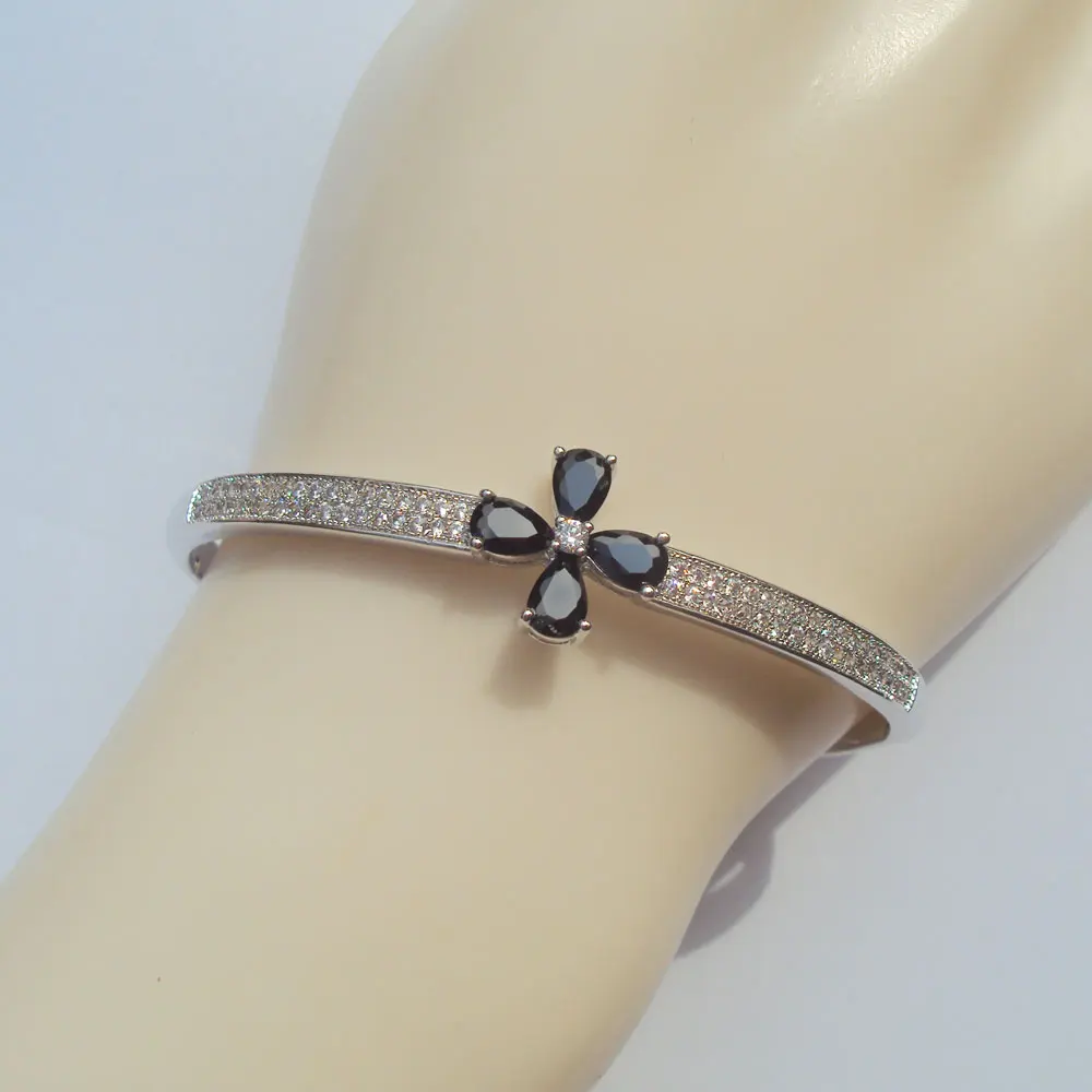 &quotxu ping &quot Elegance Senior design 18 K Fine Solid White Gold GF CZ Cubic Zircon Cross black Flower Macrame Bracelet 60# Women |