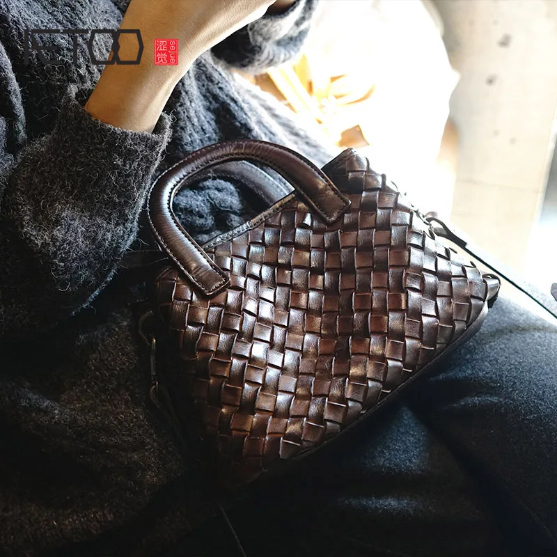 Маленькая квадратная сумка AETOO из воловьей кожи Литературная искусственная