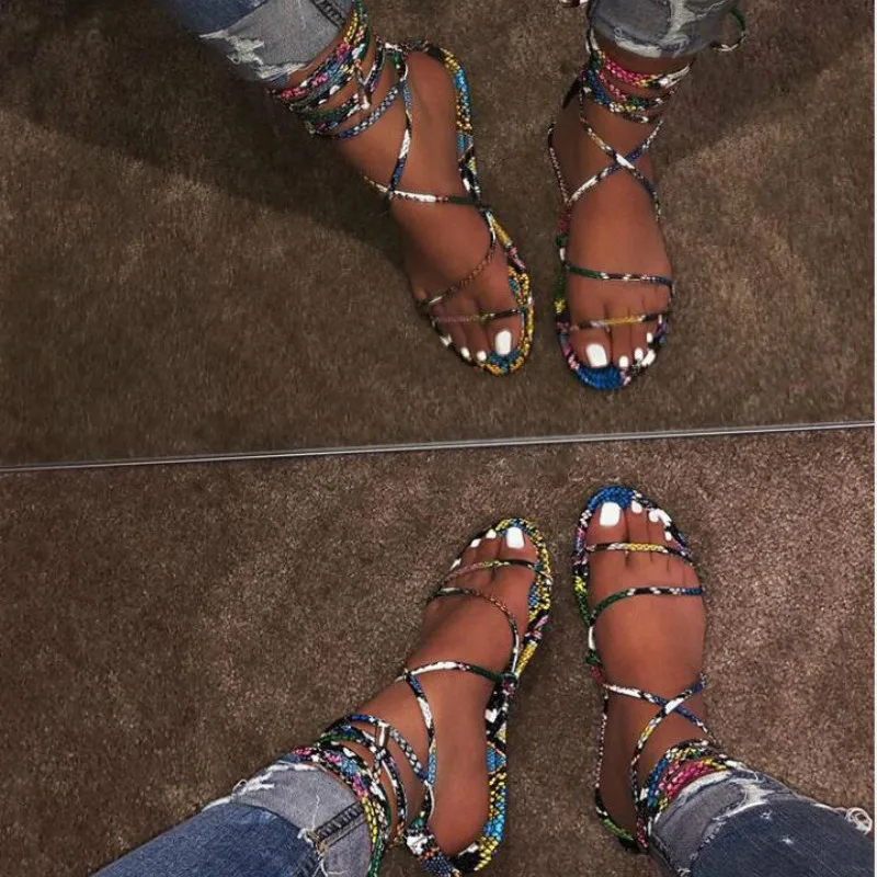 Сандалии-гладиаторы женские на плоской подошве богемные повседневные пляжные