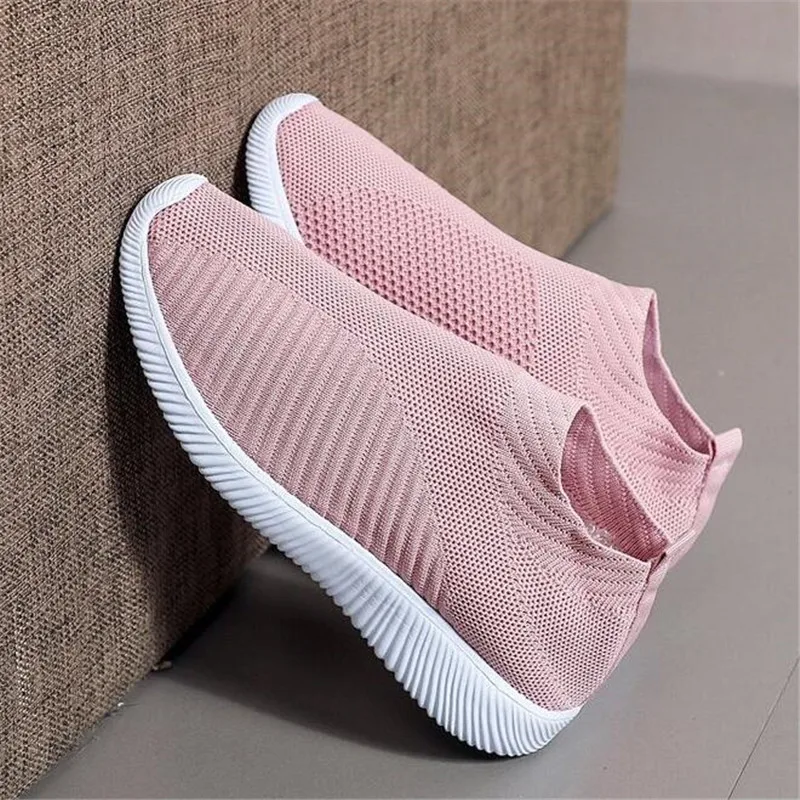 

Large size women's shoes 2021 new flying woven mesh platform casual shoes womens fashion sports women sneakers running loafers