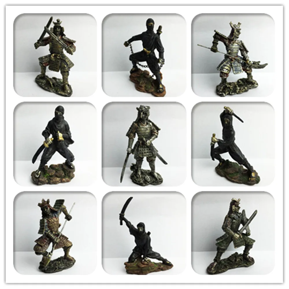 

Full set of Japanese samurai and Ninja decorative souvenirs
