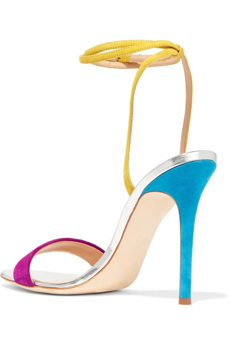 

Women sandals