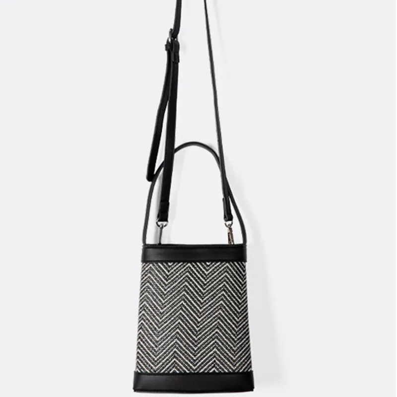 

Women New Fashion Concise Bucket Bag Shoulder Bag Splicing Straw Bag Crossbody Bag Cute Water Ripple Phone Bag Daily Office