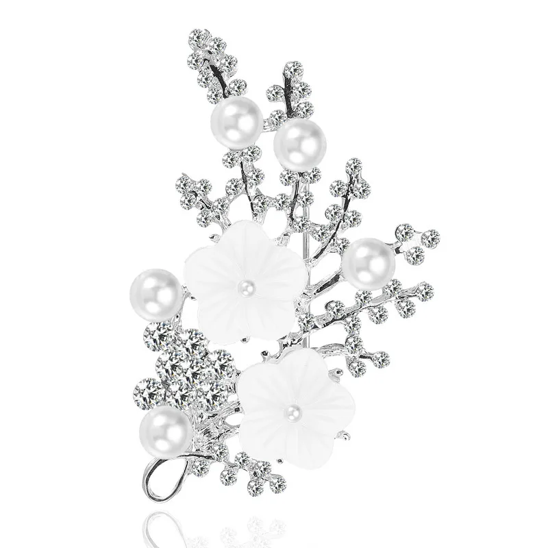 

Fashion Luxury Gold Color Flower Leaves Peacock Brooch Pins Vintage Crystals Imitation Pearl Rhinestone Brooch Wedding Jewelry