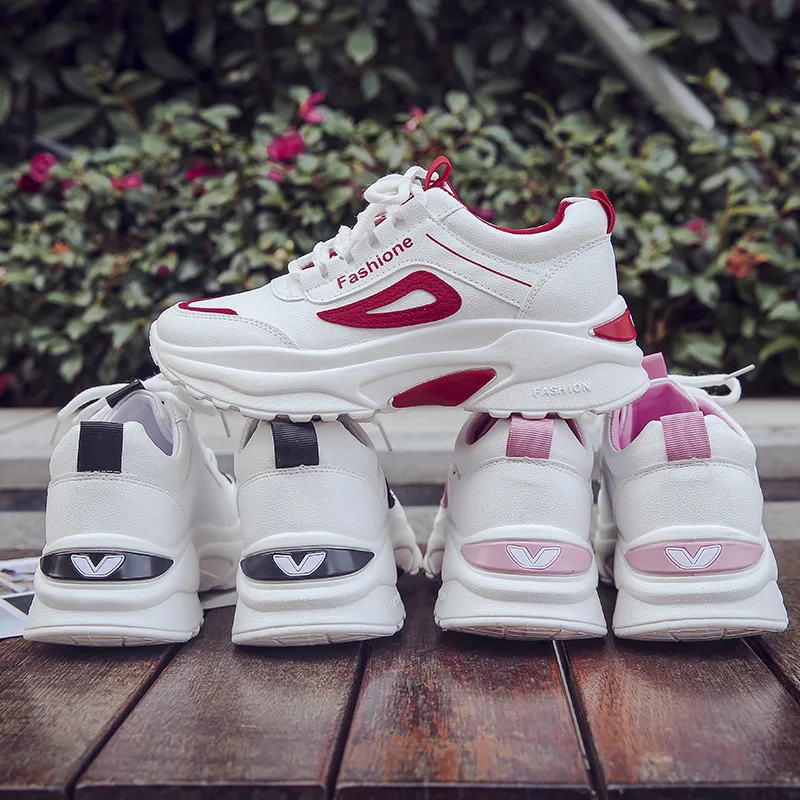 Женская обувь Лидер продаж Сезон зима массивные кроссовки модная с подошвой из