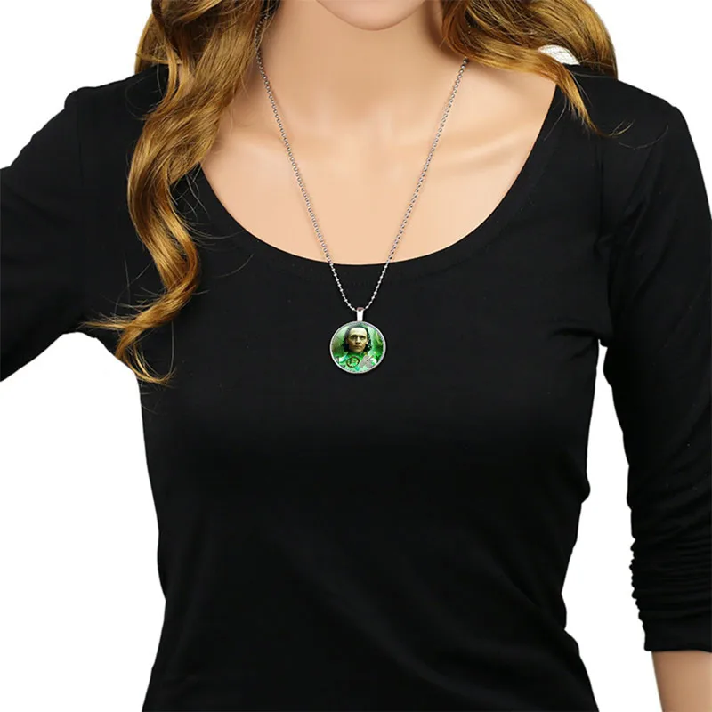 Модный чокер Loki с драгоценным камнем Новое время 2021 значок на цепочке для свитера