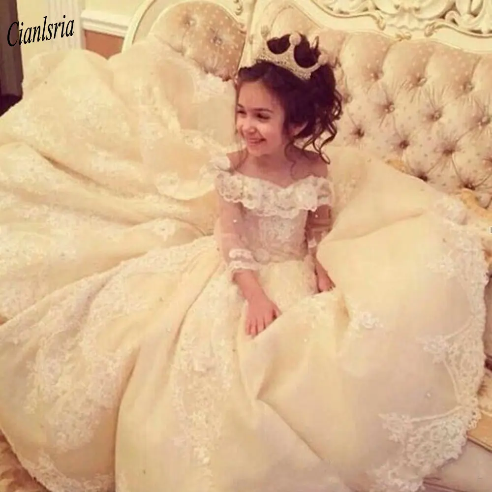 

Champagne Off The Shoulder Ball Gown Flower Girl Dresses Three Quarter Sleeve Appliques Lace Princess Birthday Party Dress