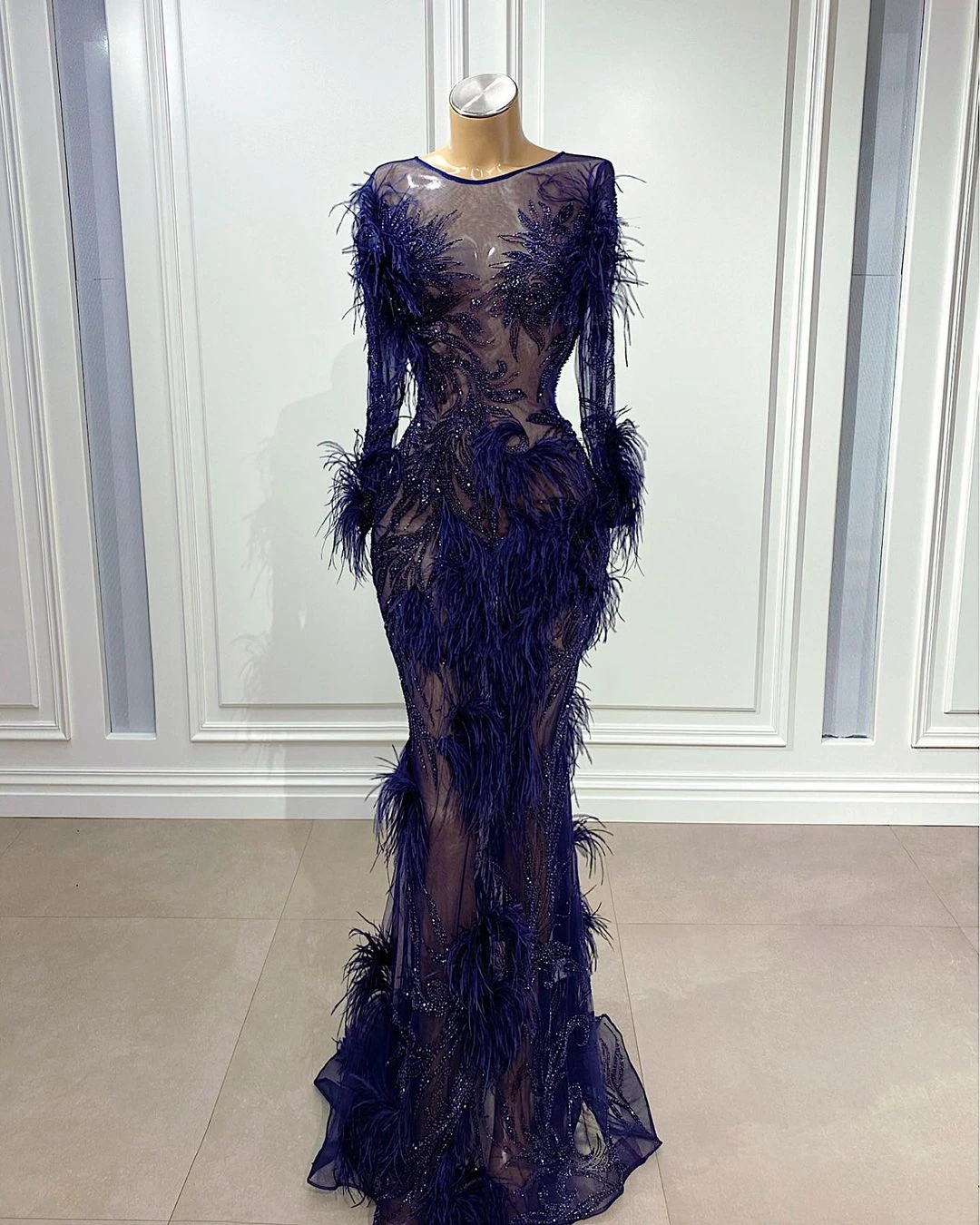 Luxury Purple Feather Evening Dresses Long Sleeves Mermaid See Thru Lace Flower Beaded Custom Made Pageant Gowns