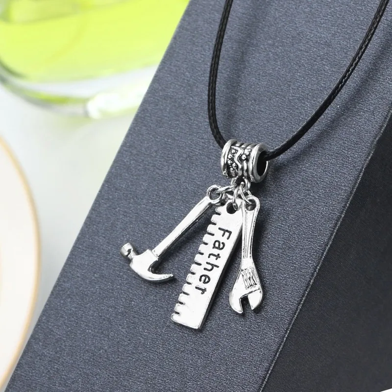 

Rular Father Hammer Wrench Tools Charms Leather Necklace For Father's Jewelry Gifts Family Pendants Dad