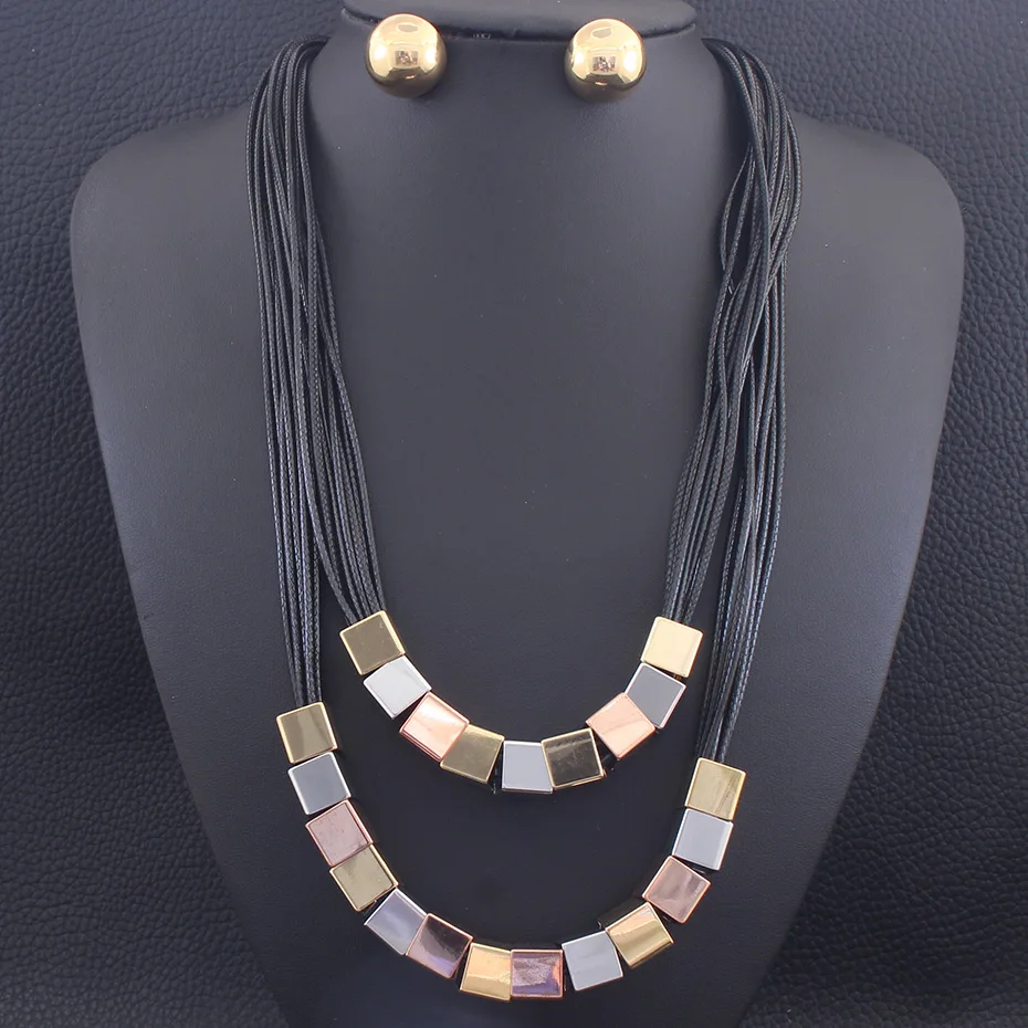Цепочки длиной 55 см свитер квадратное ожерелье и серьги-гвоздики модные