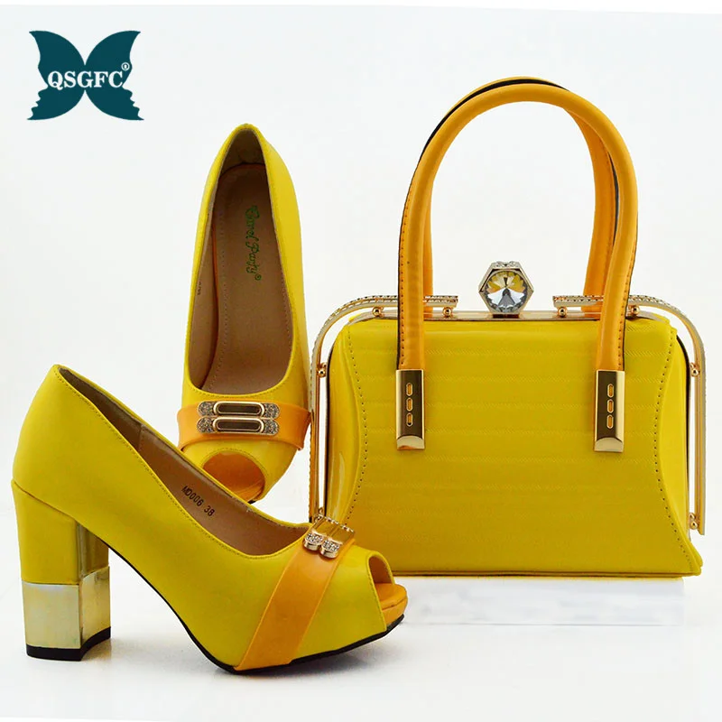 Новое поступление желтая Итальянская обувь с Комплект сумочкой в тон украшенные