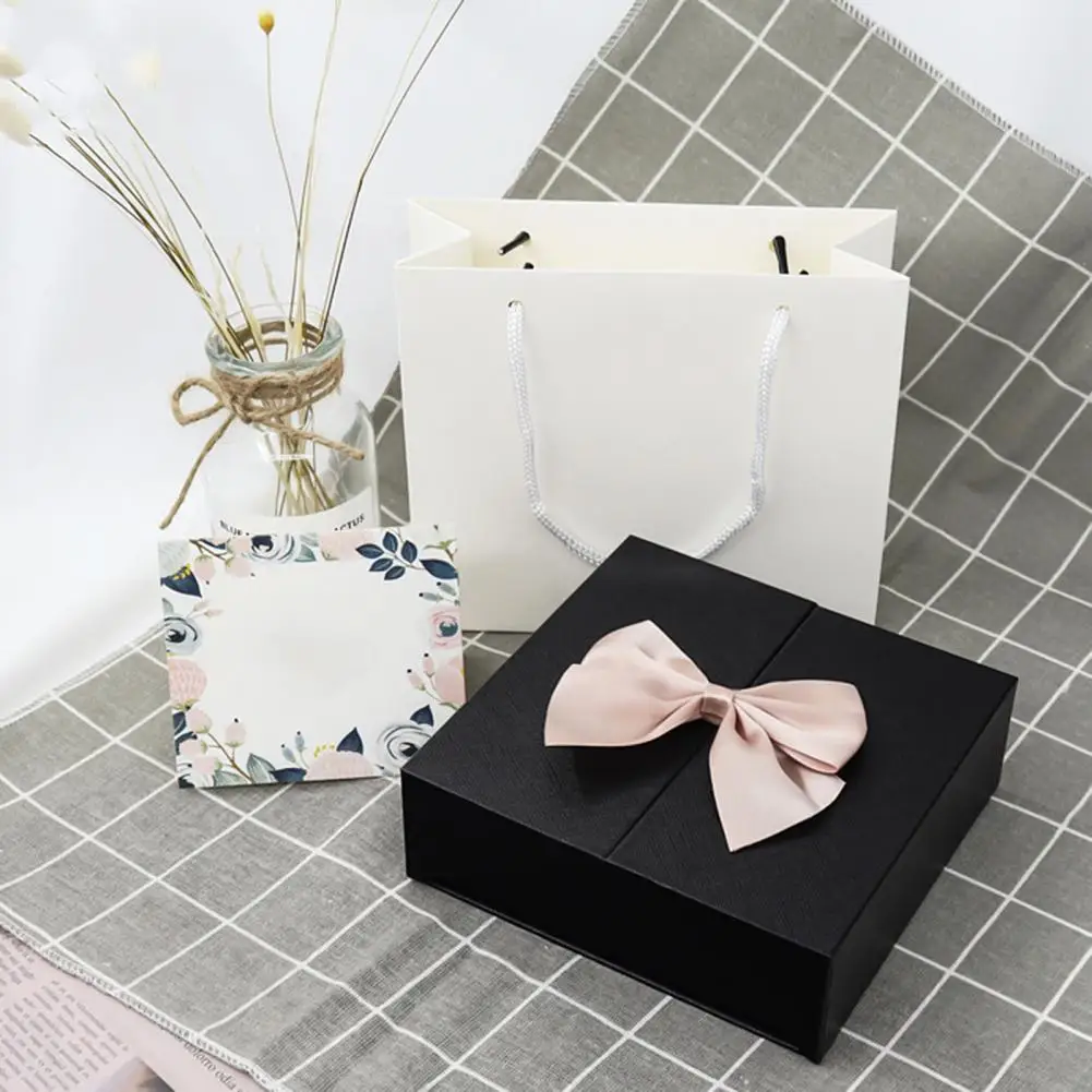 

Jewelry Packaging & Display
