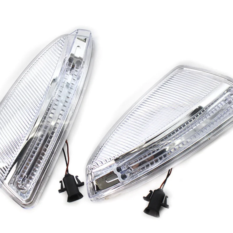 

Reversing mirror turn signal LED side light W164 ML For 2008-2011 Mercedes-Benz C-class W204 turn signal light