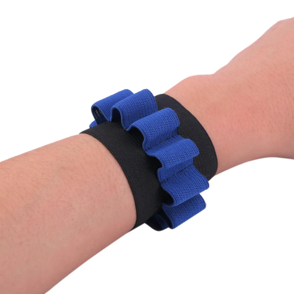 

1PCS Carrier Bullet Pouch Wrist Tactical Cuff Bracer Wrist Support Wrister Kids Toy Foam Bullet For Nerf wholesale