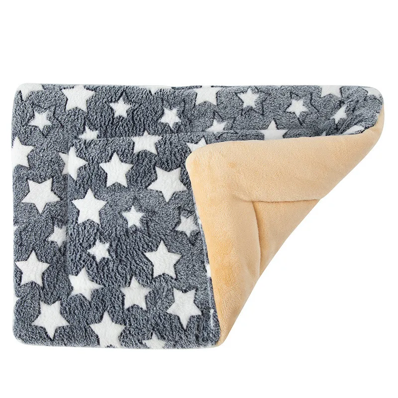 

Winter Soft Dog Bed Flannel Thickened Pet Pad Warm Sleeping Blanket Dog Cat Sofa Cushion Warm Portable Coral Fleece Mat Cover