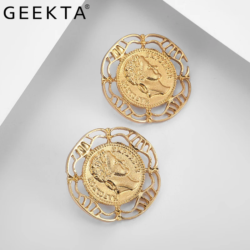 Женские серьги гвоздики с гравировкой императора Наполеона Золотистого Цвета